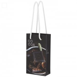 Saco de papel integra feito � m�o com al�as de corda pl�stica � 9,5 x 4 x 17 cm