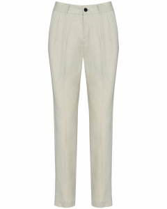 Cal�as em linho de senhora