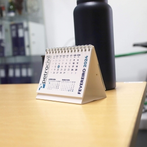 CALEND�RIO DE MESA M�DIO 13 FOLHAS PERSONALIZ�VEL