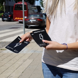 FLYERS 9X13CM 100GRS 1 LADO PERSONALIZVEL