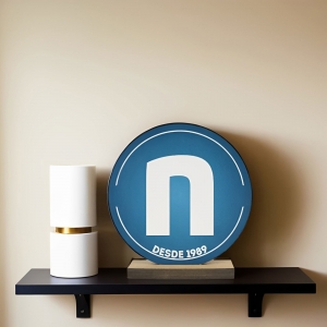 TROF�U EM MADEIRA 20X20CM PERSONALIZ�VEL